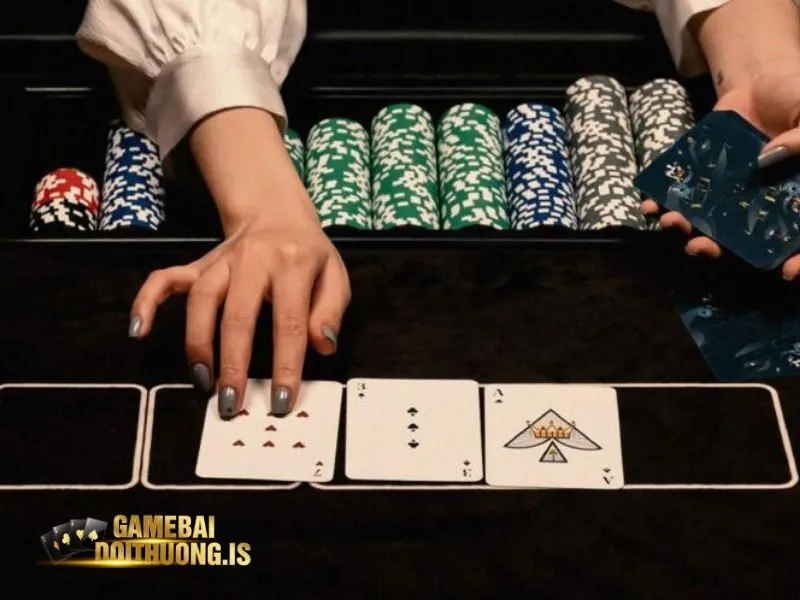 Người chơi cần đặt cược để được trải nghiệm game